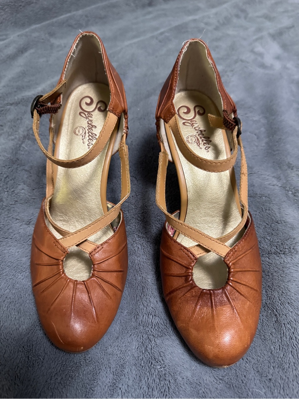Seychelles Cognac Brown Leather T‑Strap Heels with Cutout